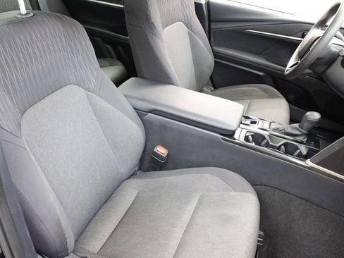Used 2025 Toyota Camry LE FWD image 22