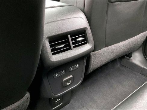 Used 2020 Chevrolet Equinox Premier image 33