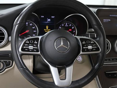 Used 2022 Mercedes-Benz GLC 300 4MATIC image 7
