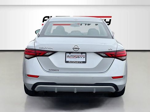 Used 2022 Nissan Sentra SV image 6