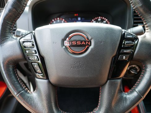Used 2022 Nissan Frontier PRO-4X AWD/4WD image 25