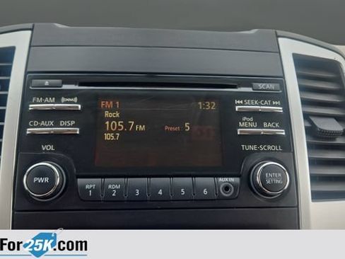 Used 2013 Nissan Frontier SV AWD/4WD image 17