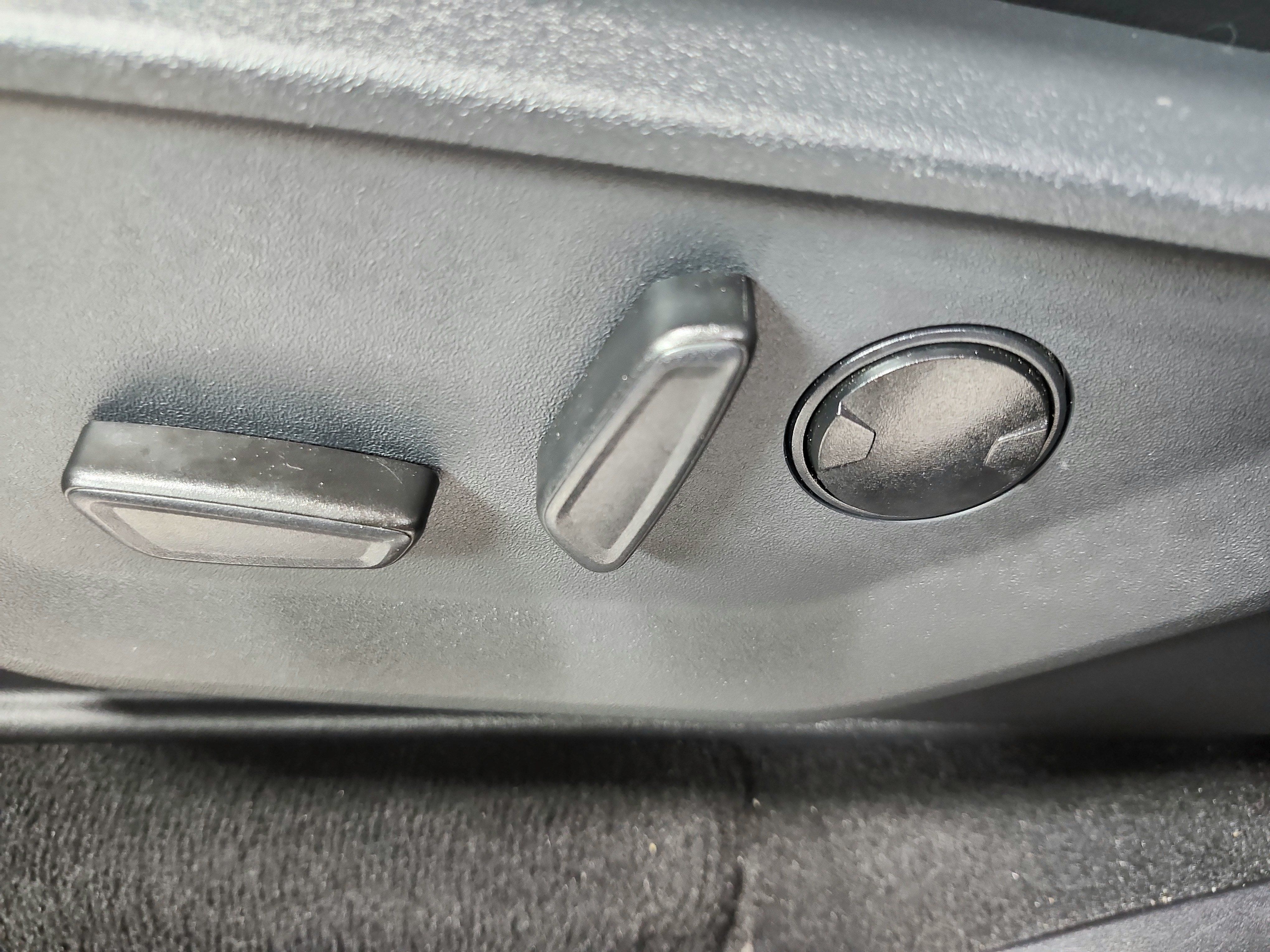 Used 2025 Ford Expedition Platinum AWD/4WD image 21
