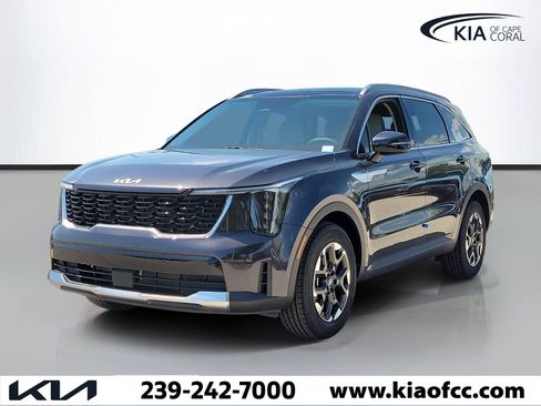 New 2026 Kia Sorento S w/ S Panoramic Sunroof Package FWD image 3