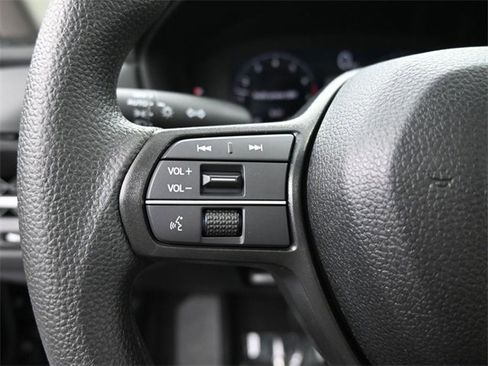 New 2025 Honda Accord SE image 12