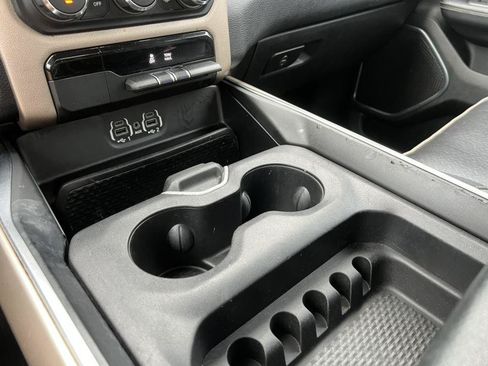 Used 2020 RAM 1500 Laramie RWD image 35
