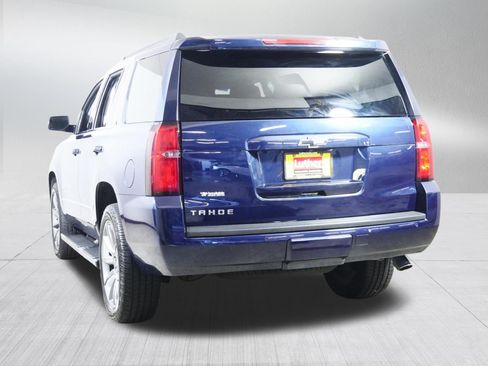 Used 2019 Chevrolet Tahoe LT w/ LT Signature Package AWD/4WD image 5