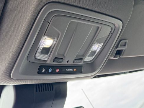 Used 2022 Chevrolet Silverado 1500 RST image 23