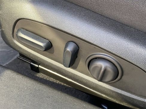 Used 2024 Chevrolet Malibu LT image 20