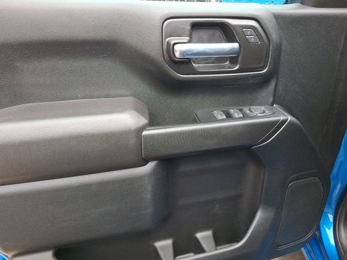 Used 2023 Chevrolet Silverado 1500 Custom w/ Rally Edition image 12