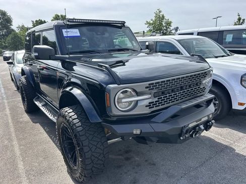 Used 2025 Ford Bronco Badlands AWD/4WD image 3