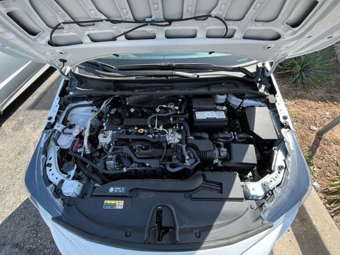 Used 2025 Toyota Corolla LE image 30