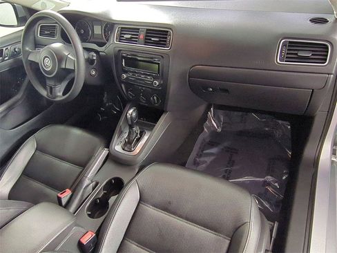 Used 2014 Volkswagen Jetta SE image 23