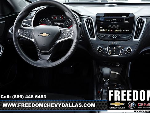 Certified 2025 Chevrolet Malibu LT FWD image 13