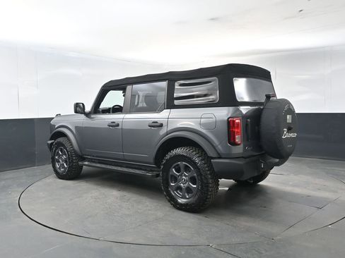 Used 2022 Ford Bronco 4-Door AWD/4WD image 3