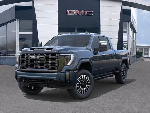 New 2026 GMC Sierra 2500 Denali Ultimate w/ Max Trailering Package AWD/4WD image 6