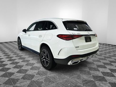 Certified 2025 Mercedes-Benz GLC 350e 4MATIC image 3