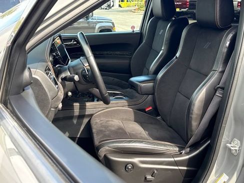 Used 2023 Dodge Durango R/T w/ Hemi Orange Plus Package AWD/4WD image 20