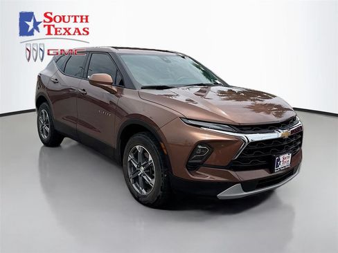 Used 2024 Chevrolet Blazer LT w/ LPO, Floor Liner Package FWD image 1