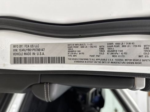 Used 2023 Jeep Grand Cherokee 4WD 4xe w/ Luxury Tech Group II image 44