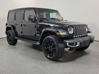 Used 2023 Jeep Wrangler Unlimited Sahara AWD/4WD video 1