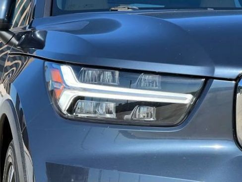 Used 2019 Volvo XC40 T5 Inscription image 47