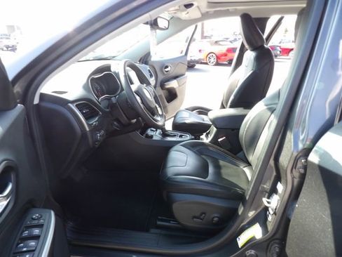 Used 2022 Jeep Cherokee Latitude Lux w/ Sun & Sound Group image 24