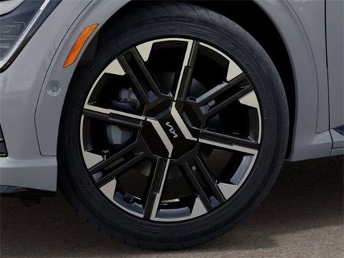 New 2025 Kia EV6 GT-Line image 9