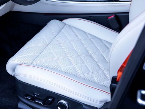 New 2026 Genesis GV70 3.5T Sport Prestige image 17