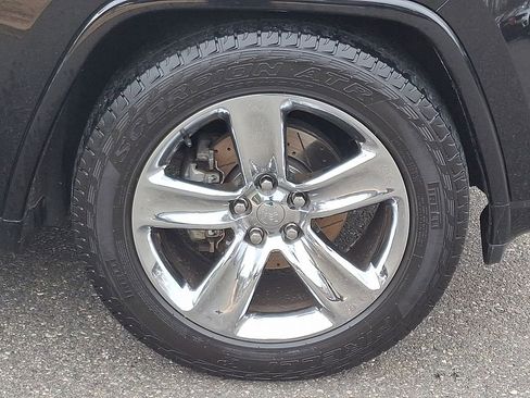 Used 2017 Jeep Grand Cherokee Overland image 9