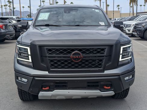 Used 2024 Nissan Titan PRO-4X w/ Pro-4x Convenience Package AWD/4WD image 6