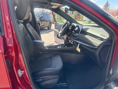 New 2026 Jeep Compass Trailhawk AWD/4WD image 14