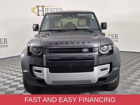 Used 2025 Land Rover Defender 110 S AWD/4WD image 7