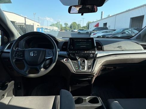 Used 2019 Honda Odyssey EX image 13