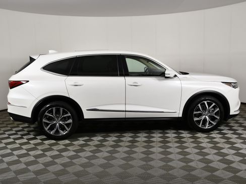 Certified 2024 Acura MDX SH-AWD w/ Technology Package image 5