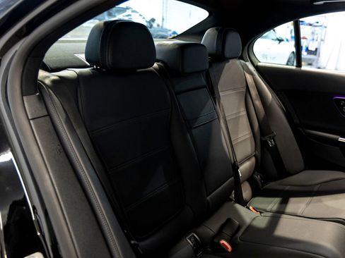 Used 2025 Mercedes-Benz C 300 Sedan image 24