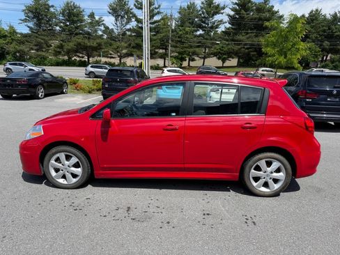 Used 2012 Nissan Versa Hatchback w/ SL Navigation Pkg FWD image 8