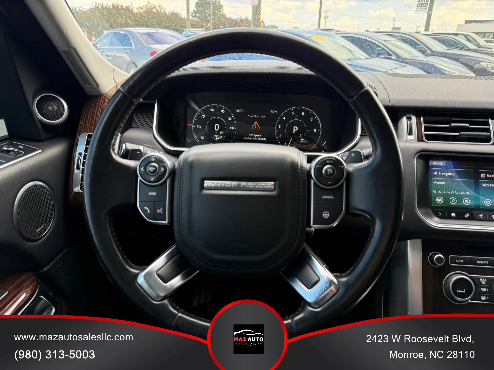Used 2017 Land Rover Range Rover HSE AWD/4WD image 16