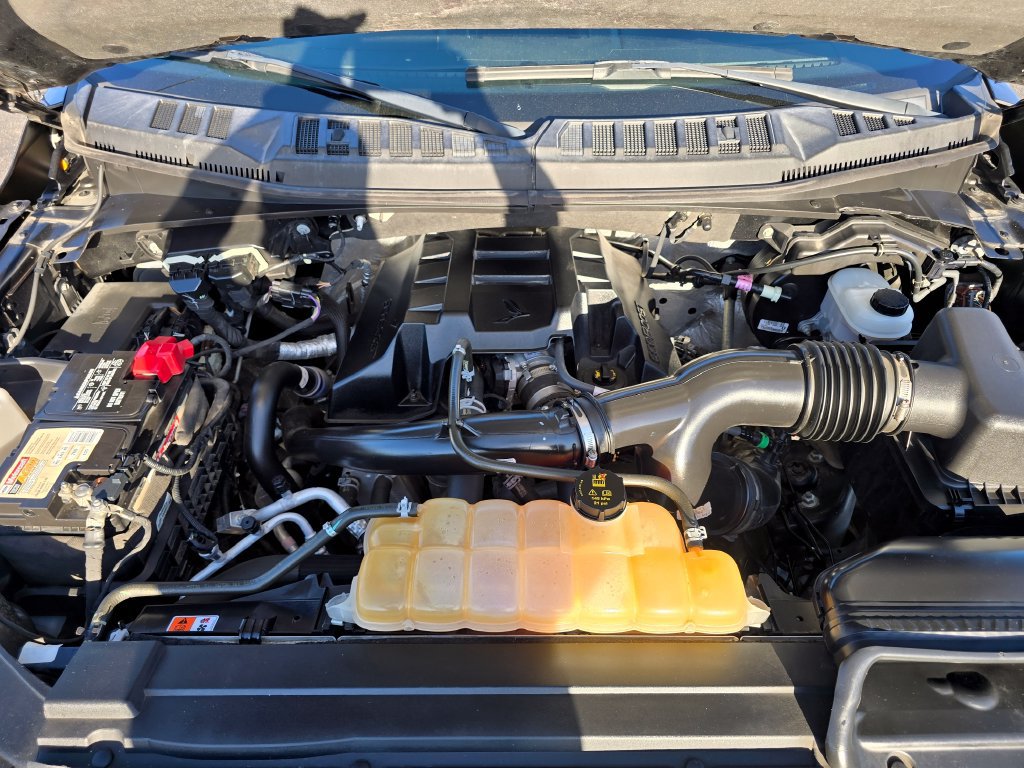Used 2016 Ford F150 XL w/ Equipment Group 101A Mid AWD/4WD image 9