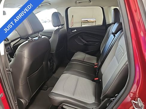 Used 2017 Ford Escape Titanium image 6