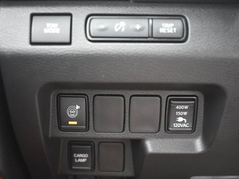 Used 2024 Nissan Frontier Pro-X w/ Pro Convenience Package RWD image 29