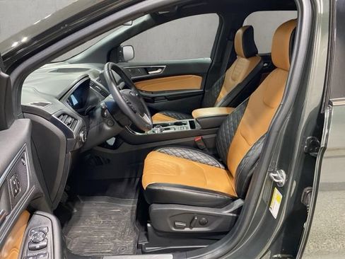 Certified 2023 Ford Edge Titanium w/ Equipment Group 301A AWD/4WD image 12