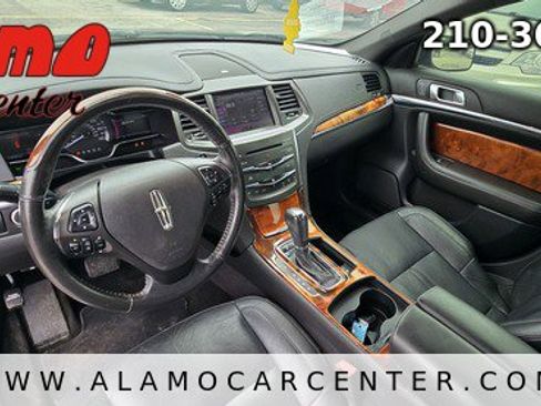 Used 2013 Lincoln MKS FWD image 30