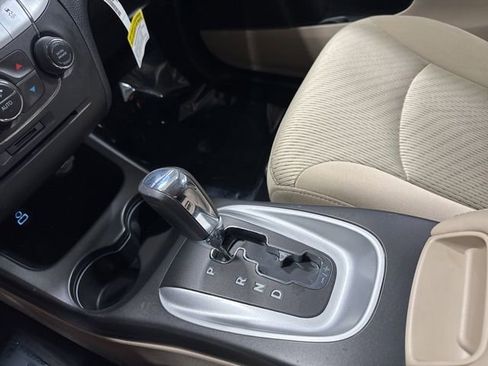 Used 2018 Dodge Journey SXT w/ Safe & Sound Group FWD image 19