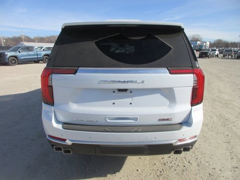 New 2026 GMC Yukon XL Denali image 5