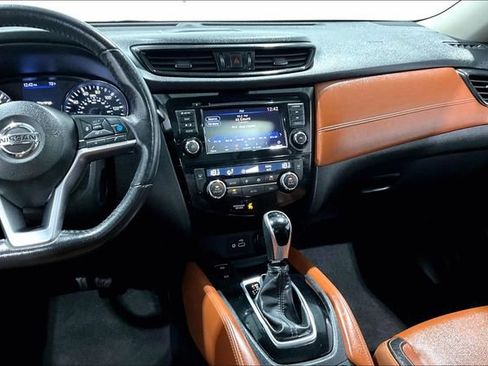 Used 2019 Nissan Rogue SL AWD/4WD image 12