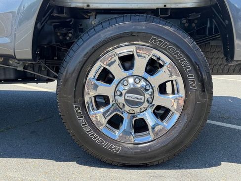 Used 2019 Ford F350 Lariat w/ Lariat Ultimate Package AWD/4WD image 11