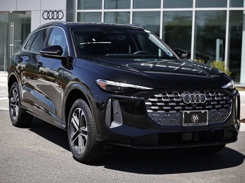 New 2026 Audi Q5 Premium AWD/4WD image 2