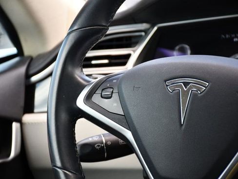 Used 2014 Tesla Model S RWD image 22