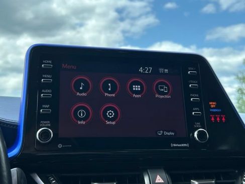 Used 2021 Toyota C-HR XLE FWD image 55